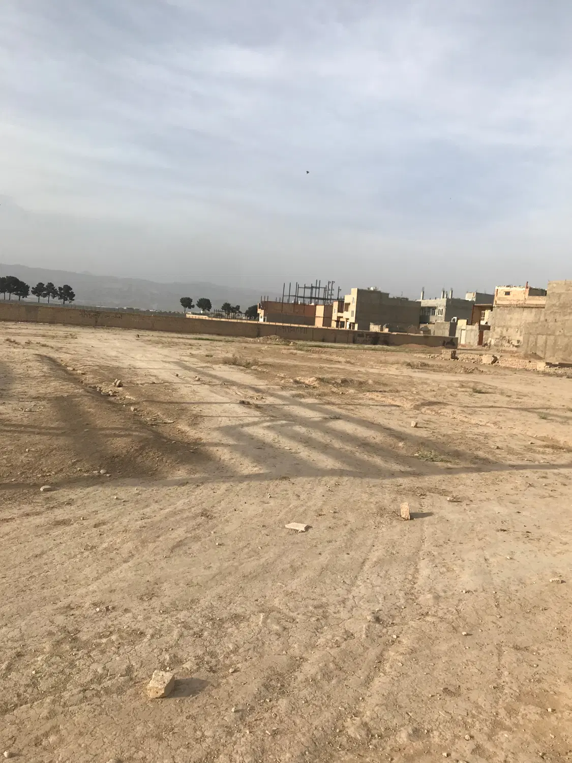 زمین 108متری