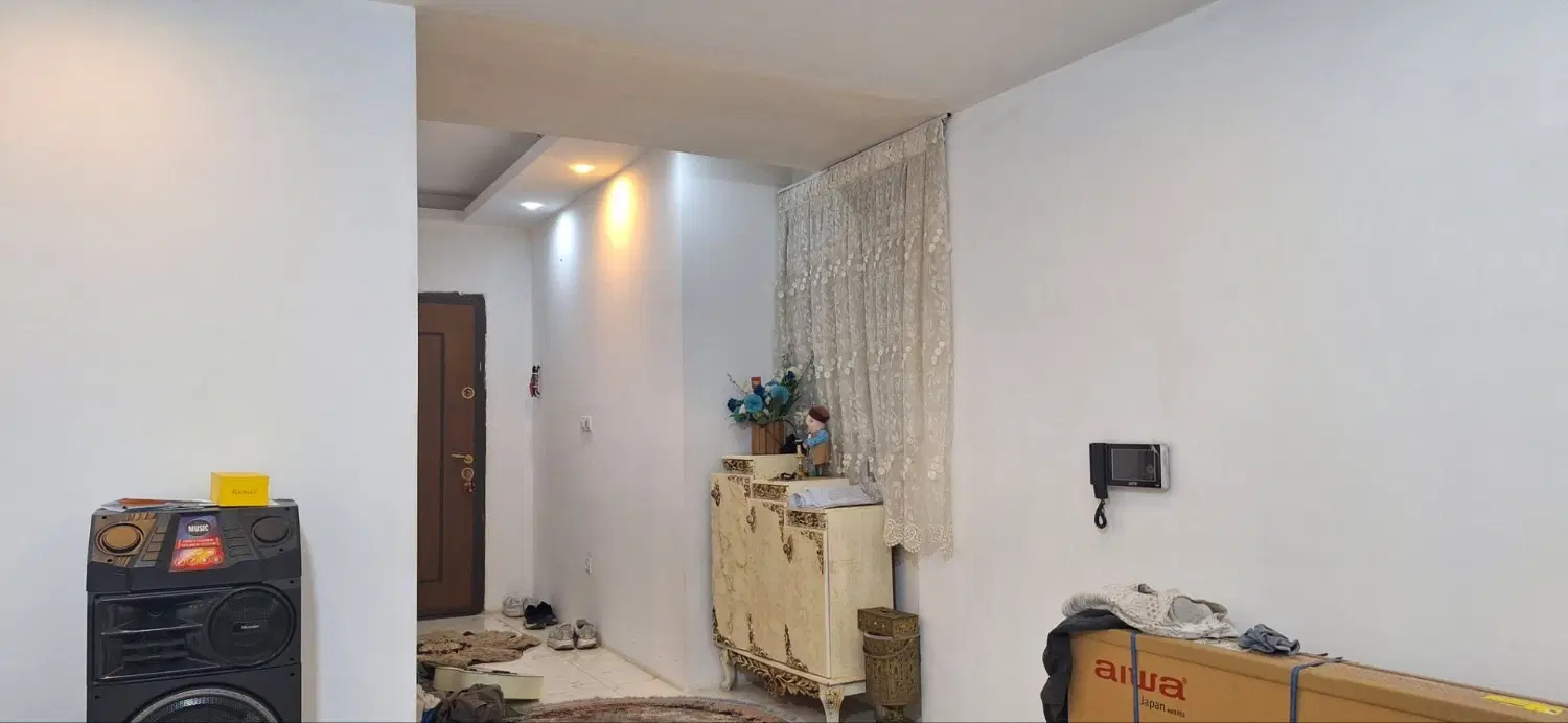واحد ۱۵۰متری میدان شعبه