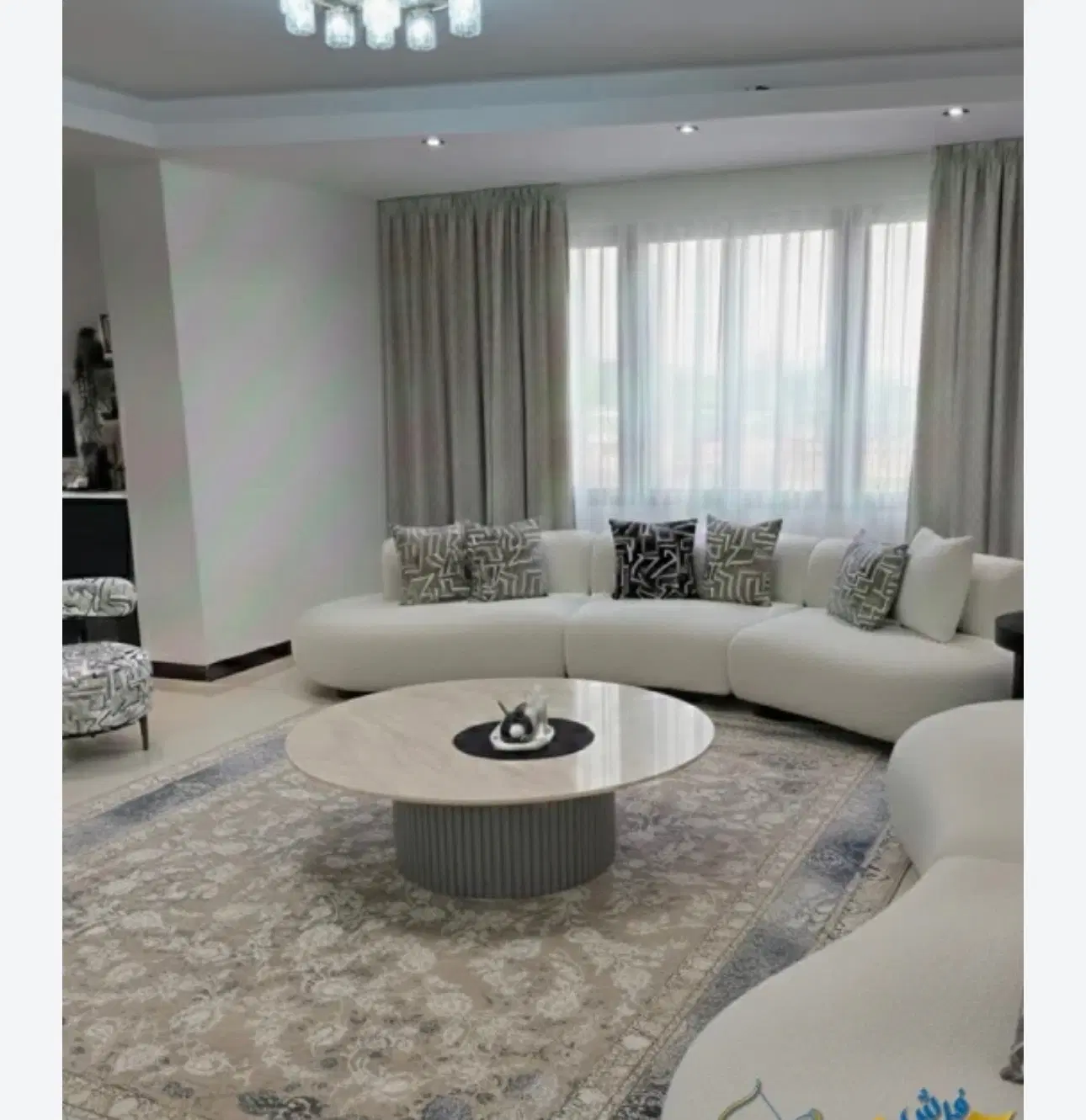 منزل دو طبقه ویلایی