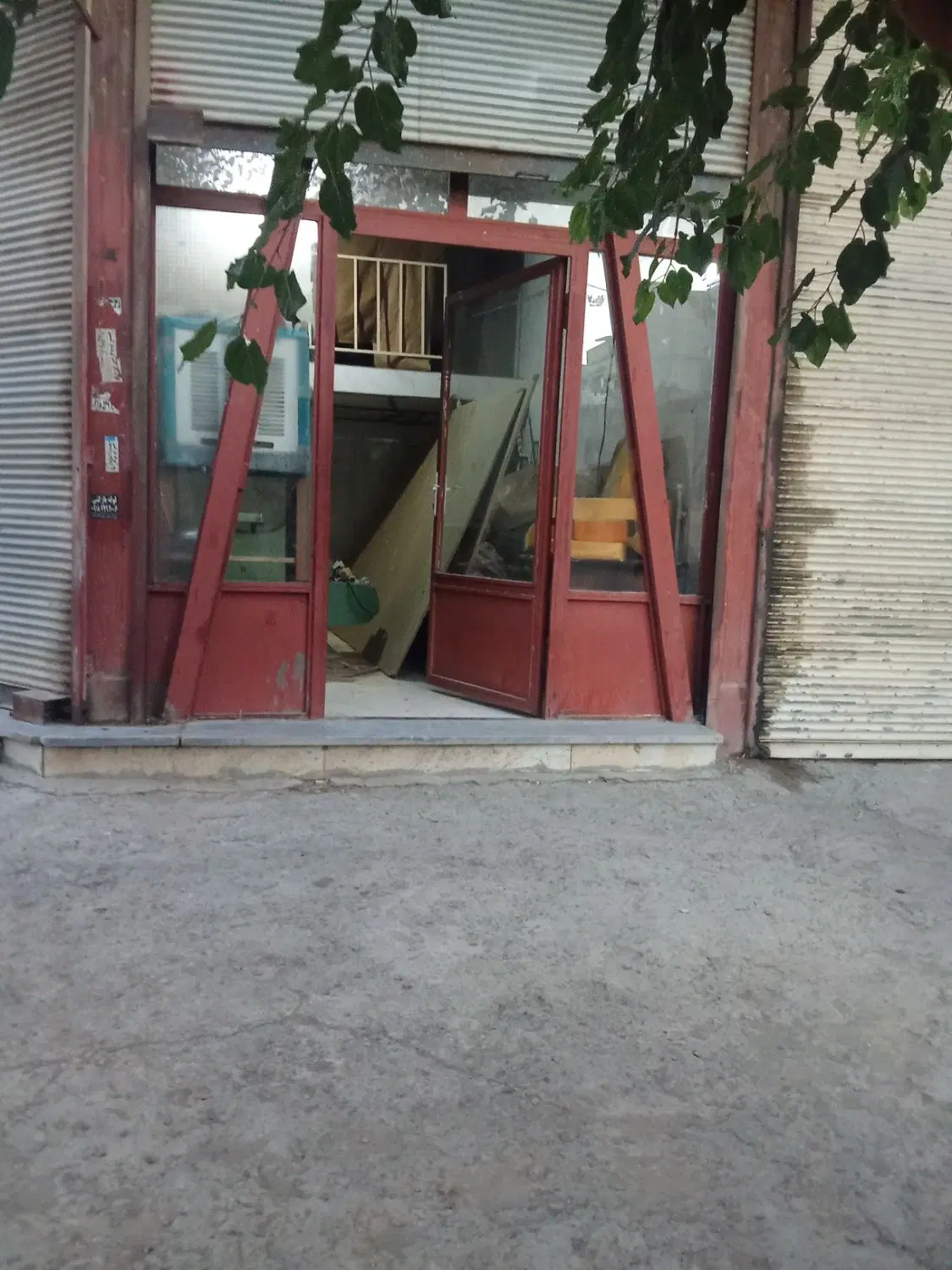 مغازه اجاره ای