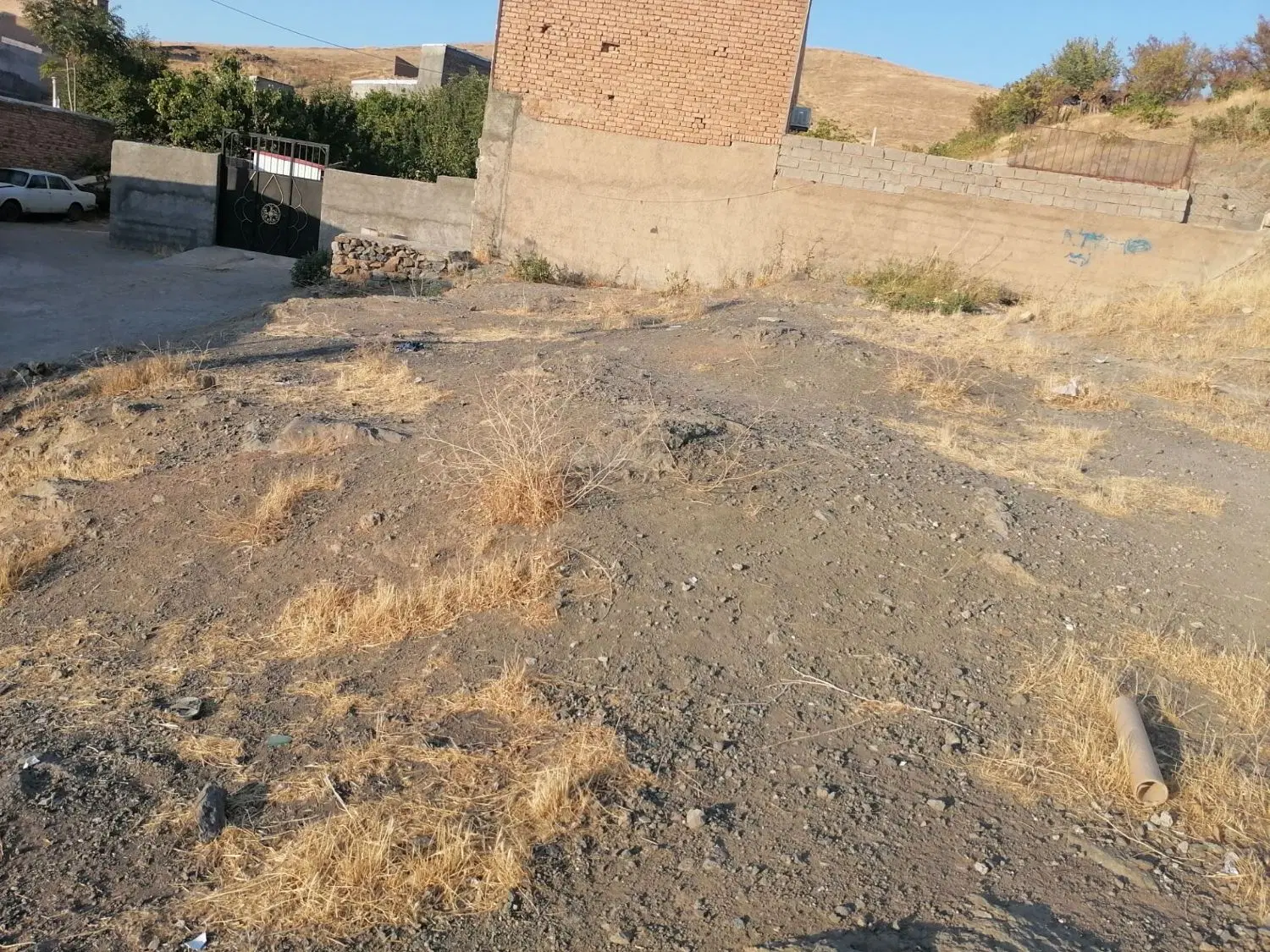 زمین نایسر