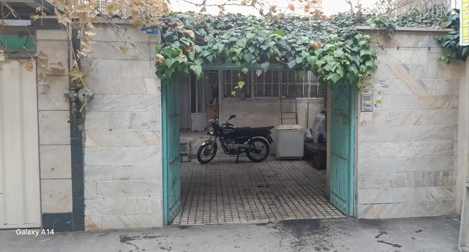 خانه ۱۰۲ مترویلایی یافت اباد یک طبقه