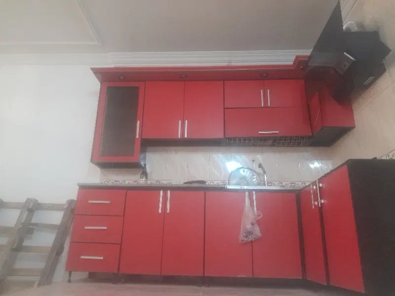 خانه ویلای کلنگی قدیم. پلاک اول دریا
