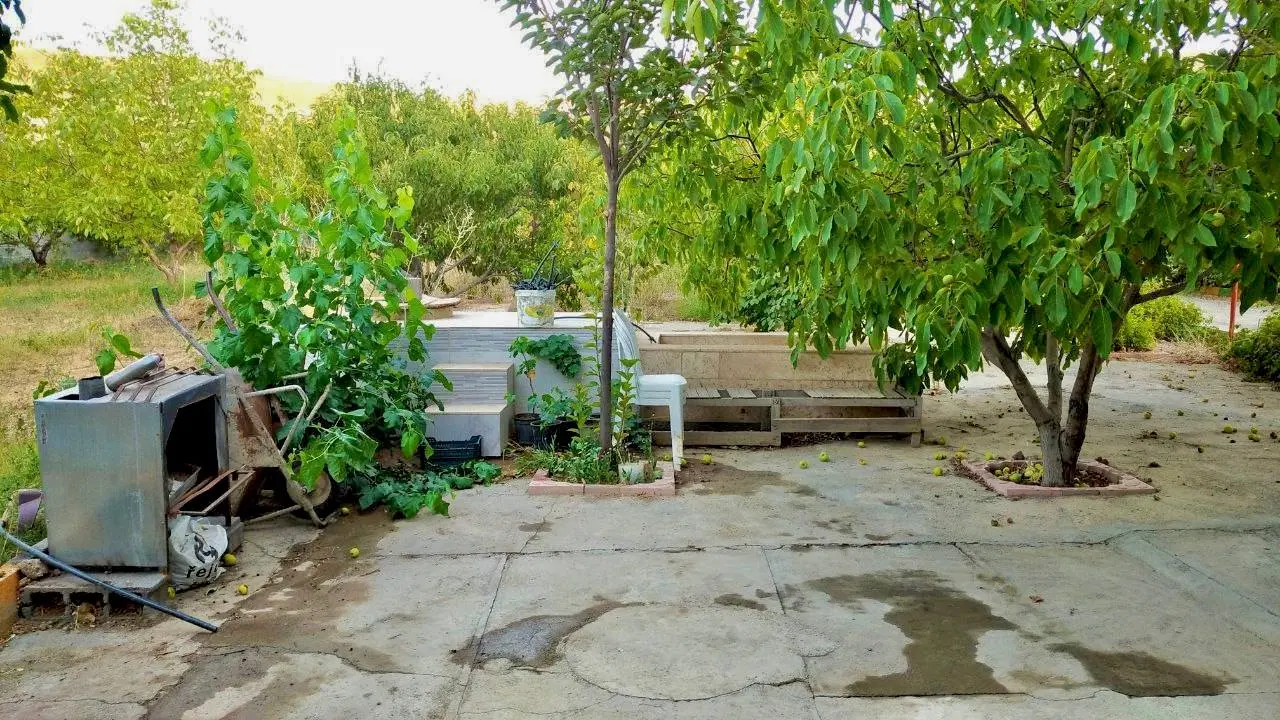 خانه باغ تکمیل سرنجیانه