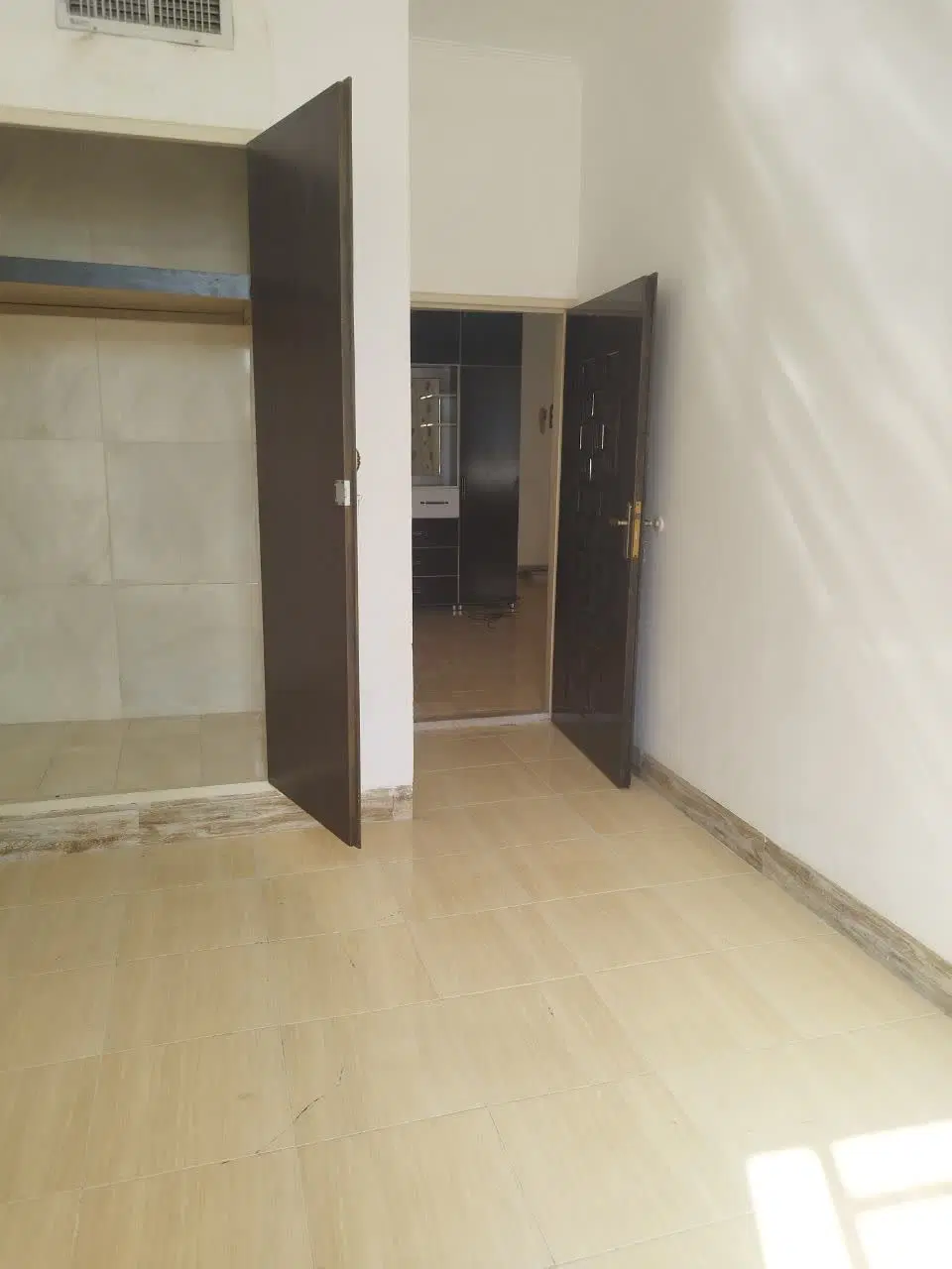 طبقه بالا همافر شیک