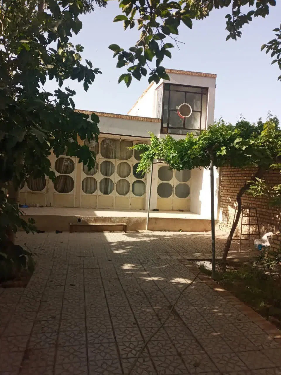 فروش فوری خانه ویلایی ۳۶۵ متری