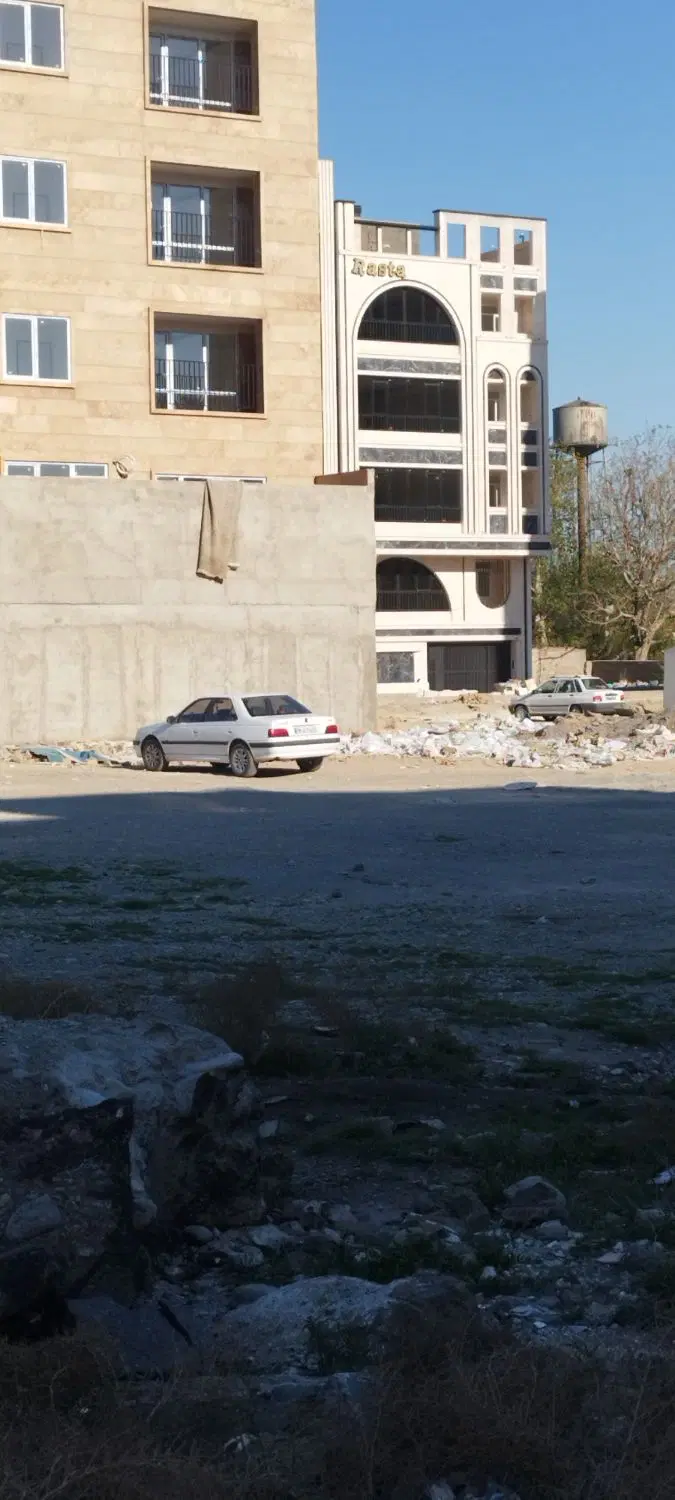 208متر،کاربری مسکونی،داخل بافت،سند مدارک معتبر