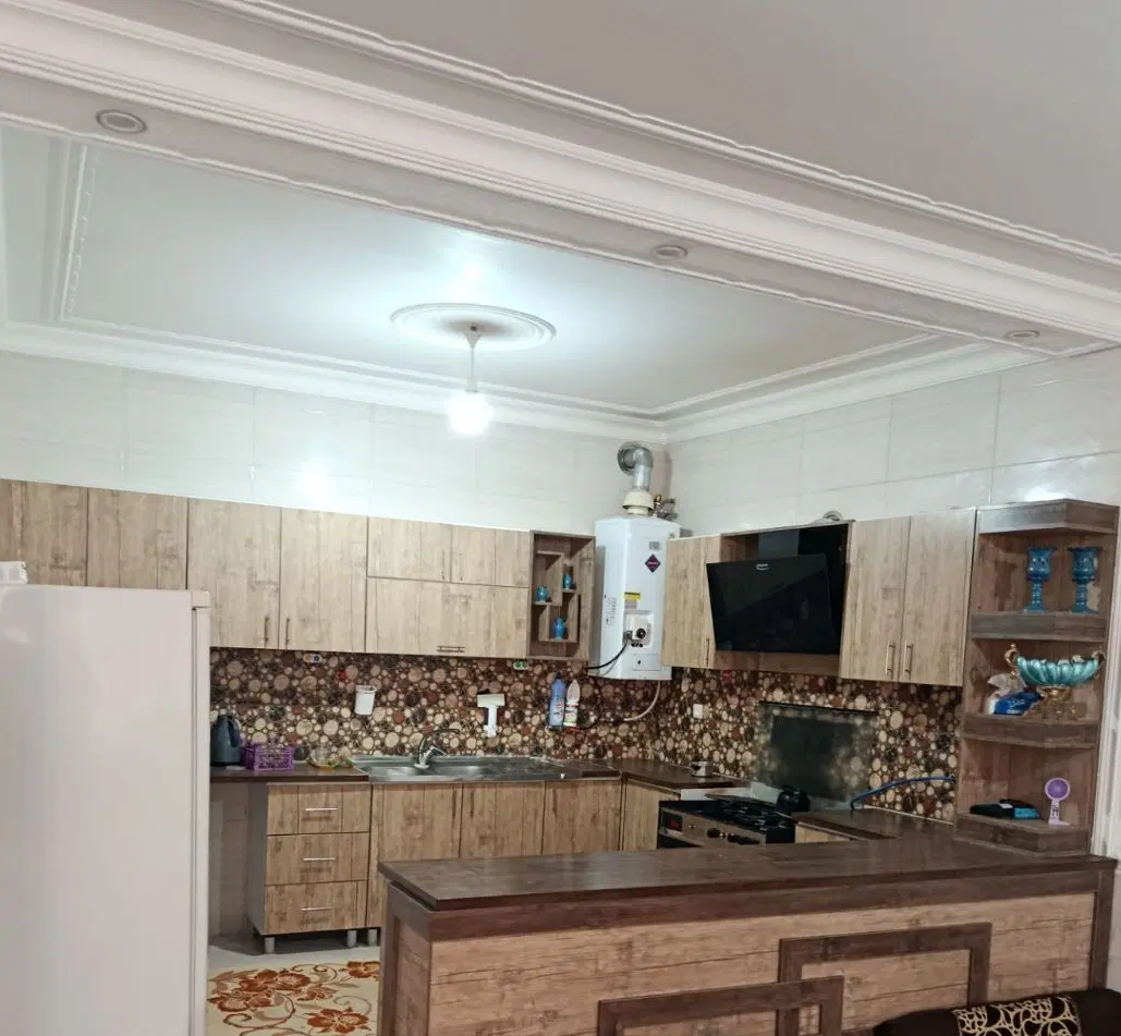 منزل طبقه ی پایین شاپورجان