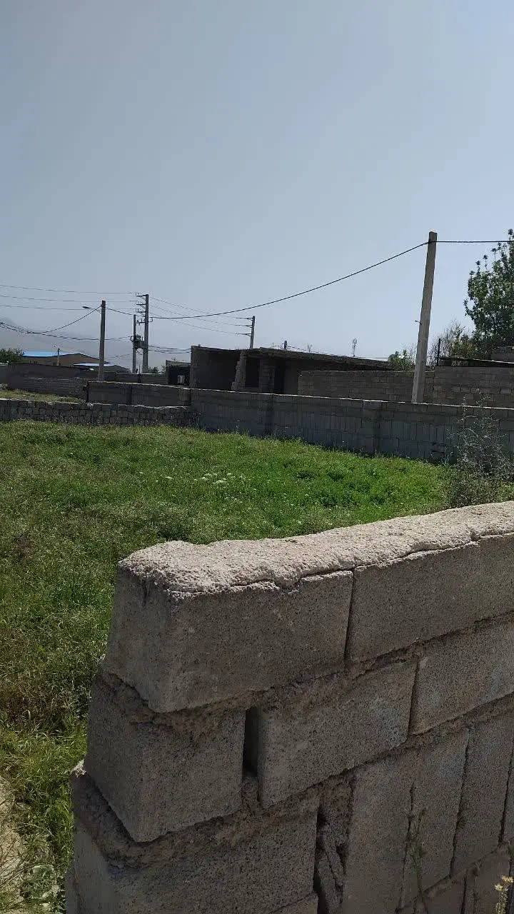زمین ۱۴۰ متر تک برگ اکبرآباد