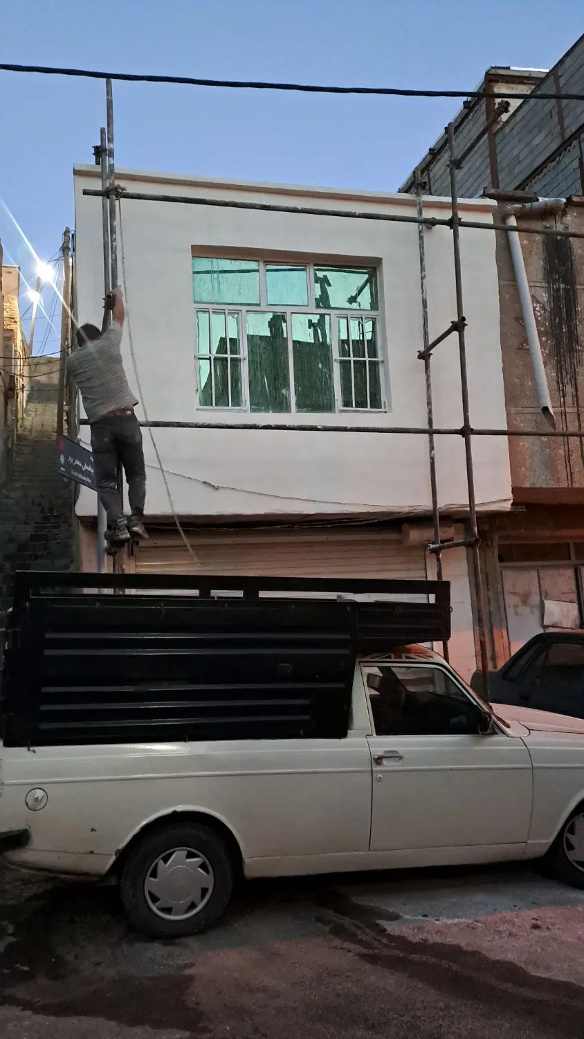 حیاط ۵۰متری