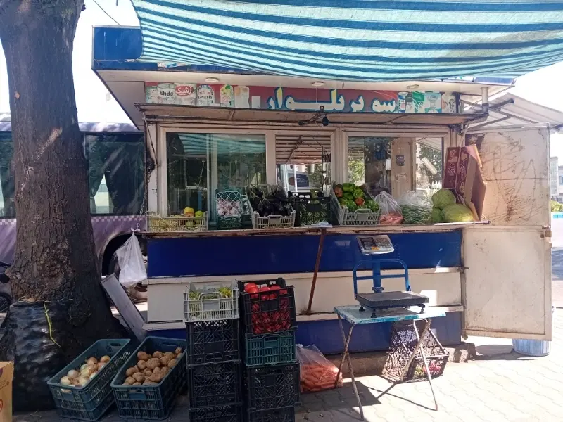 اجاره دکه در میدان ولیعصر