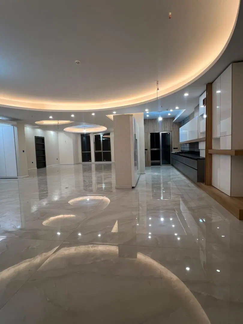۸۱ متری رهن کیانپارس غربی