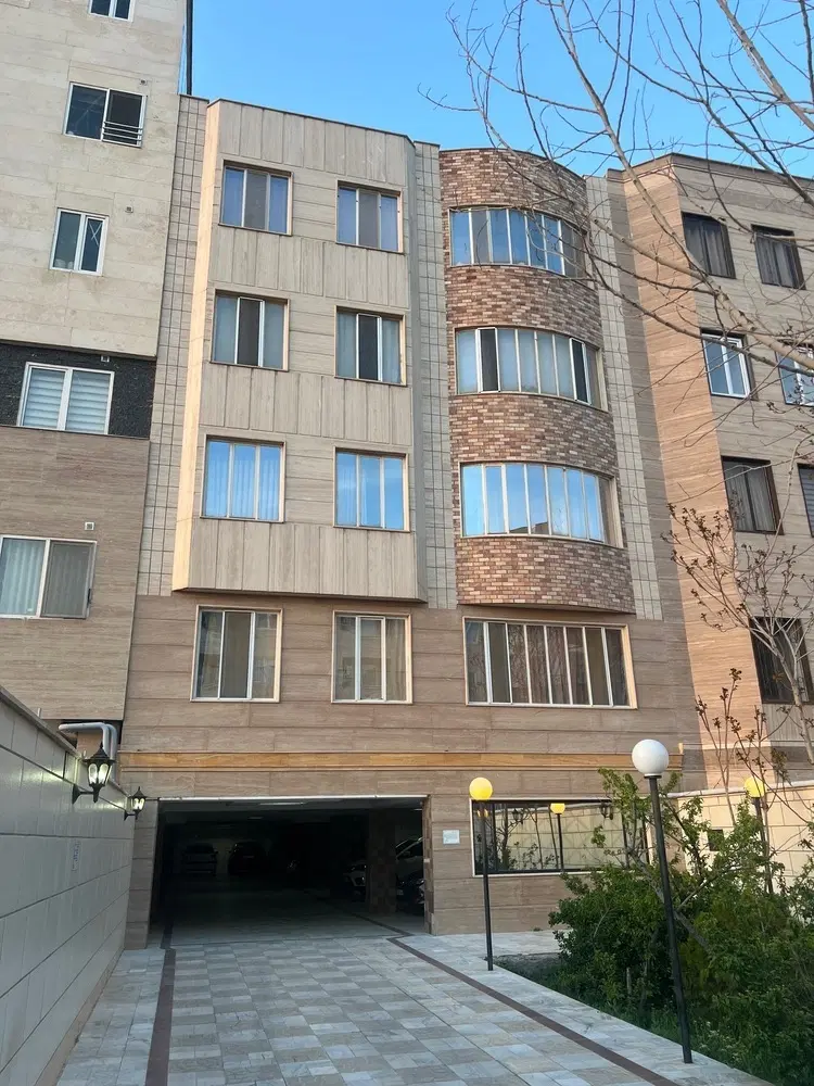 153 متر سنددار باغستان غربی