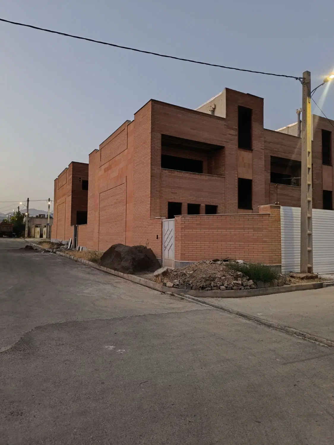واحد فروشی غرق اباد