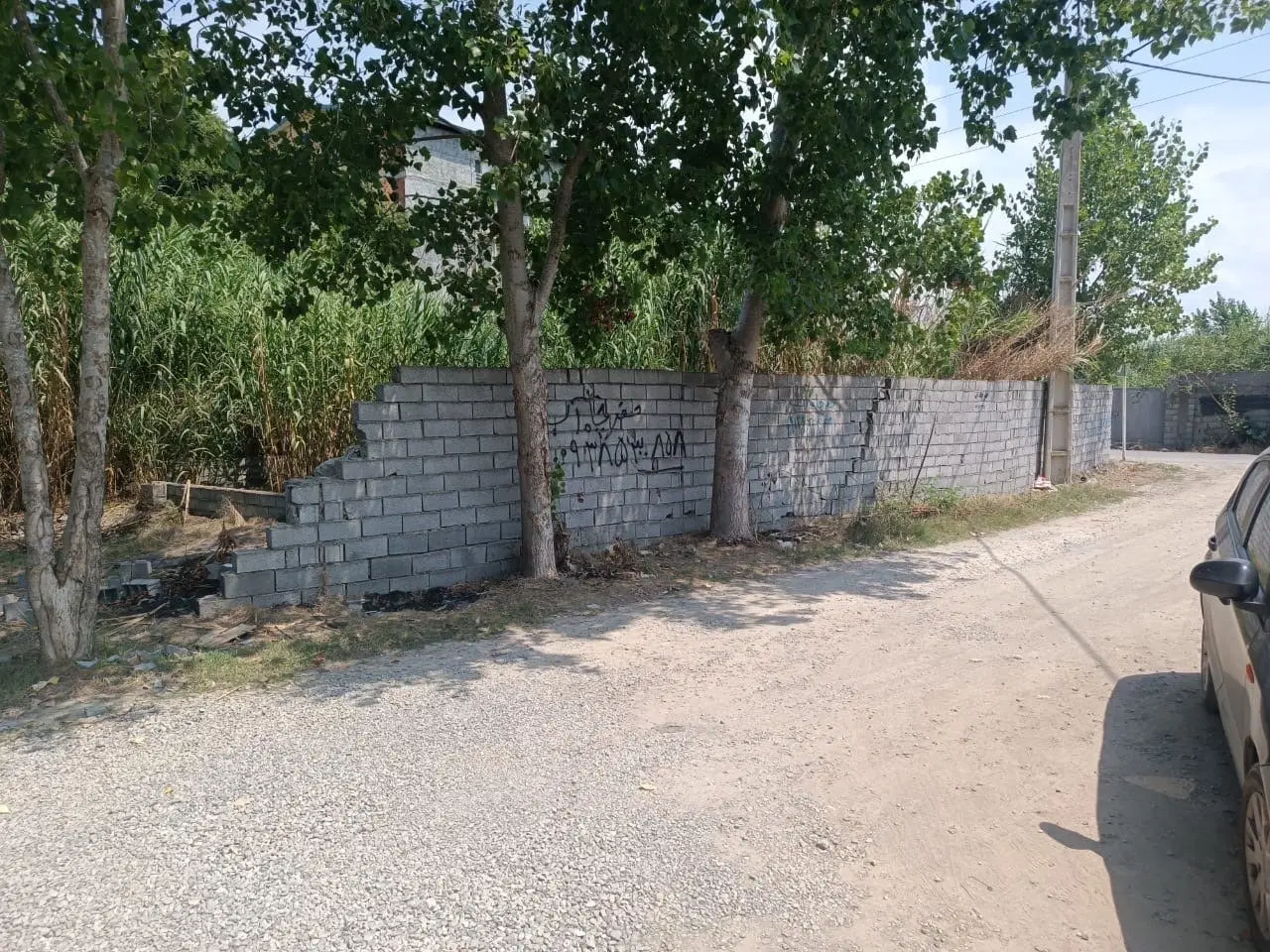 زمین داخل شهری واقع دربابلسرروبروی دریاکنار