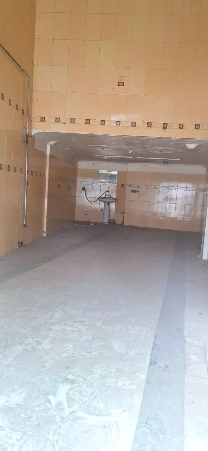 اجاره مغازه واقع در خیابان مدنی پنجراه