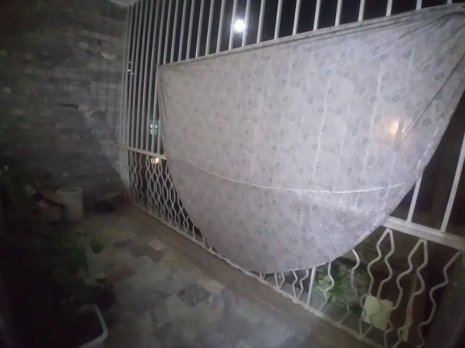 اجاره آپارتمان ۱۳۰ متر سه خواب رو به نما