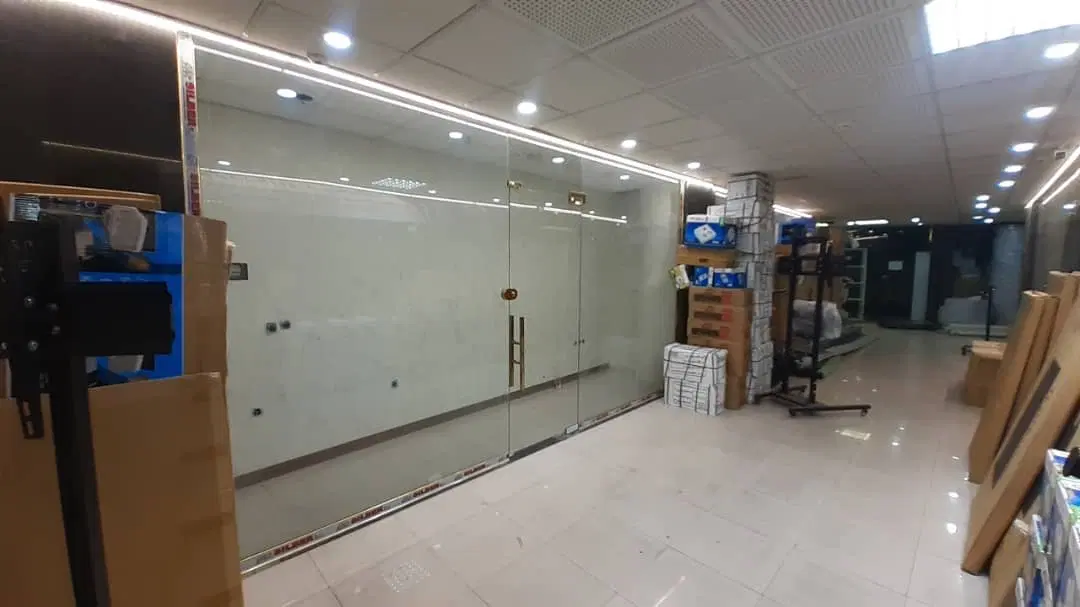 مغازه ۶ متری در بازار برق