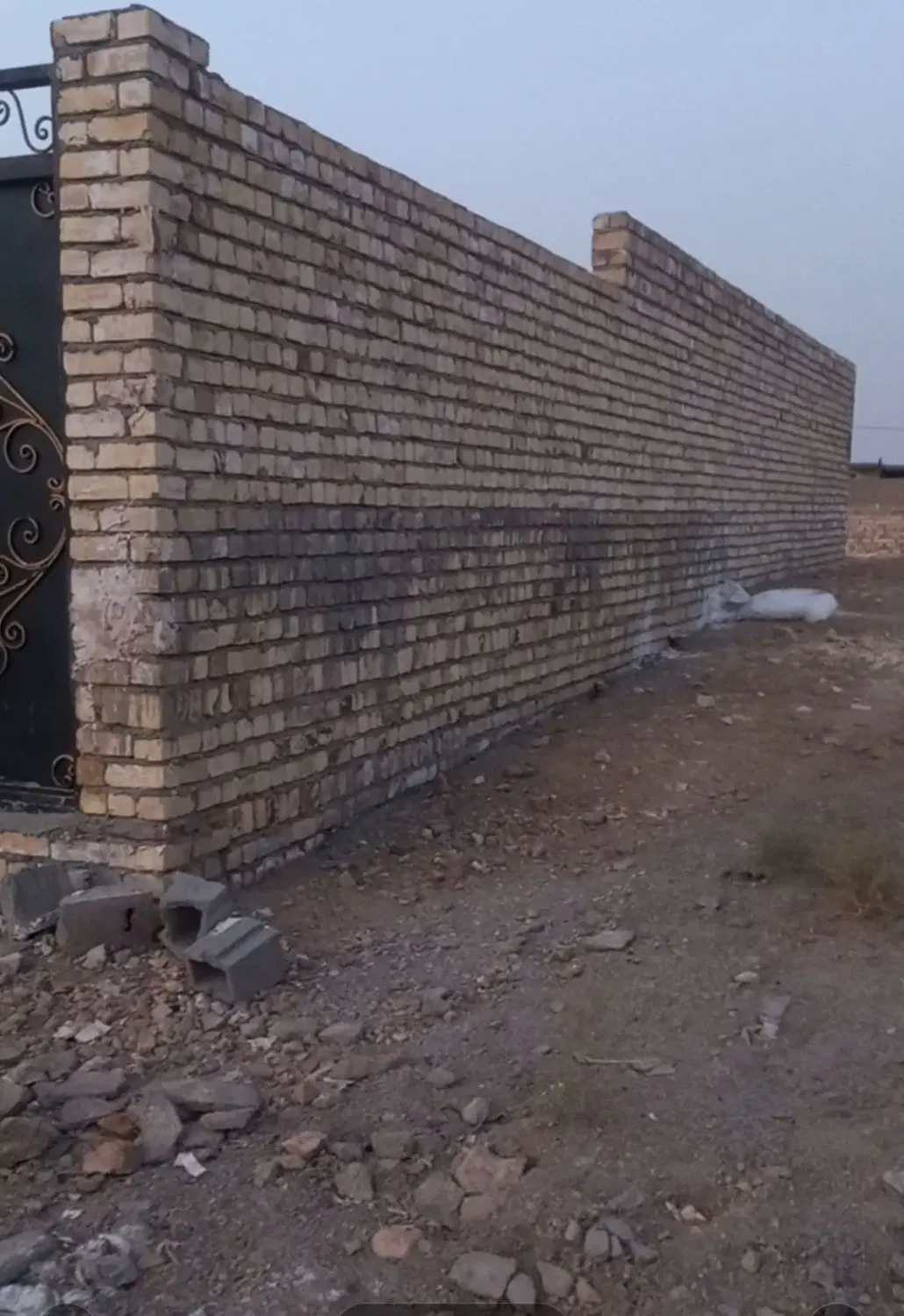زمین ۱۶۰ متری