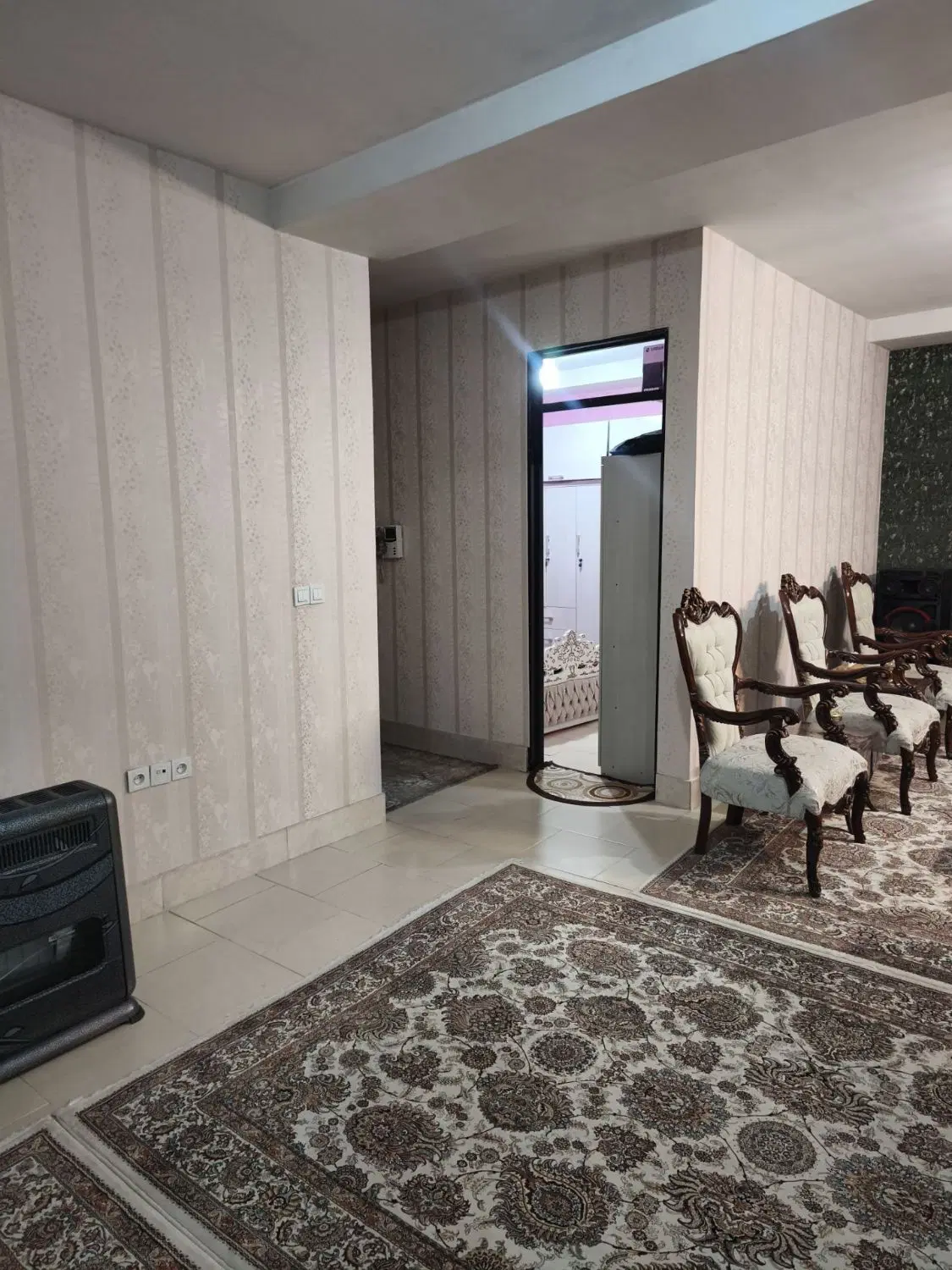 ۷۸ متری با پارکینگ