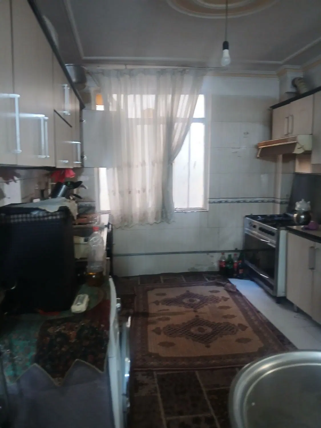 یک واحد ۱۰۰متری دو خوابه