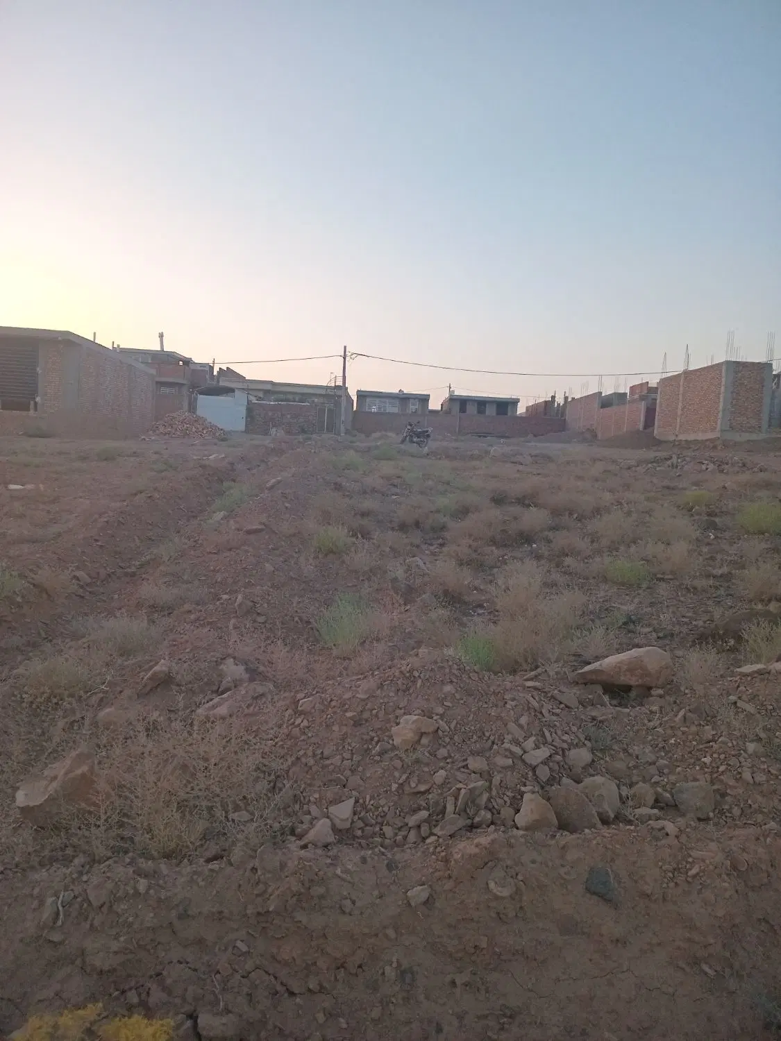 زمین فروشی روستای سرباغ جای بسیار خوش آب هوا