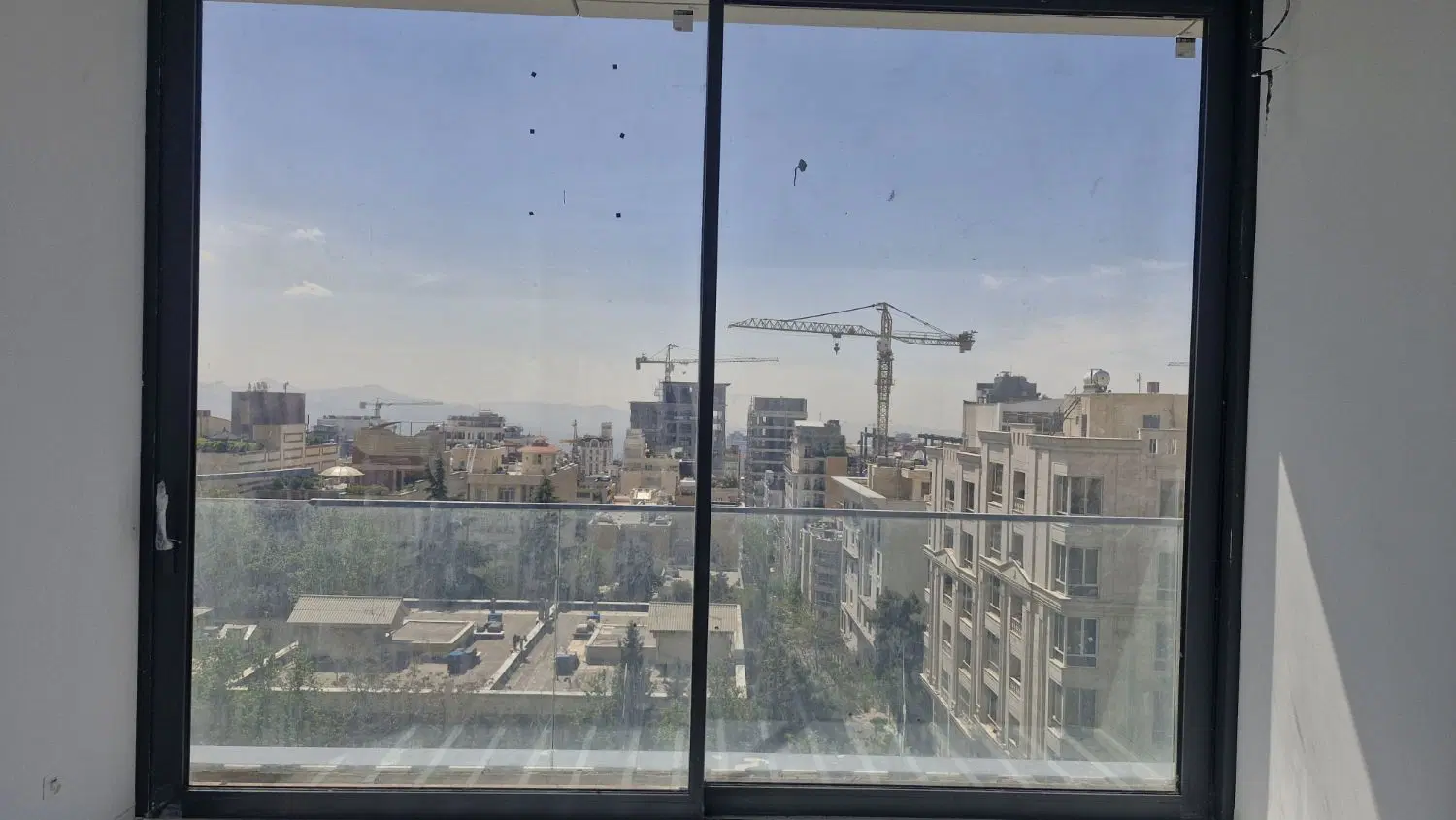 فروش شاهکار مدرن ۳۸۵ متری در زعفرانیه