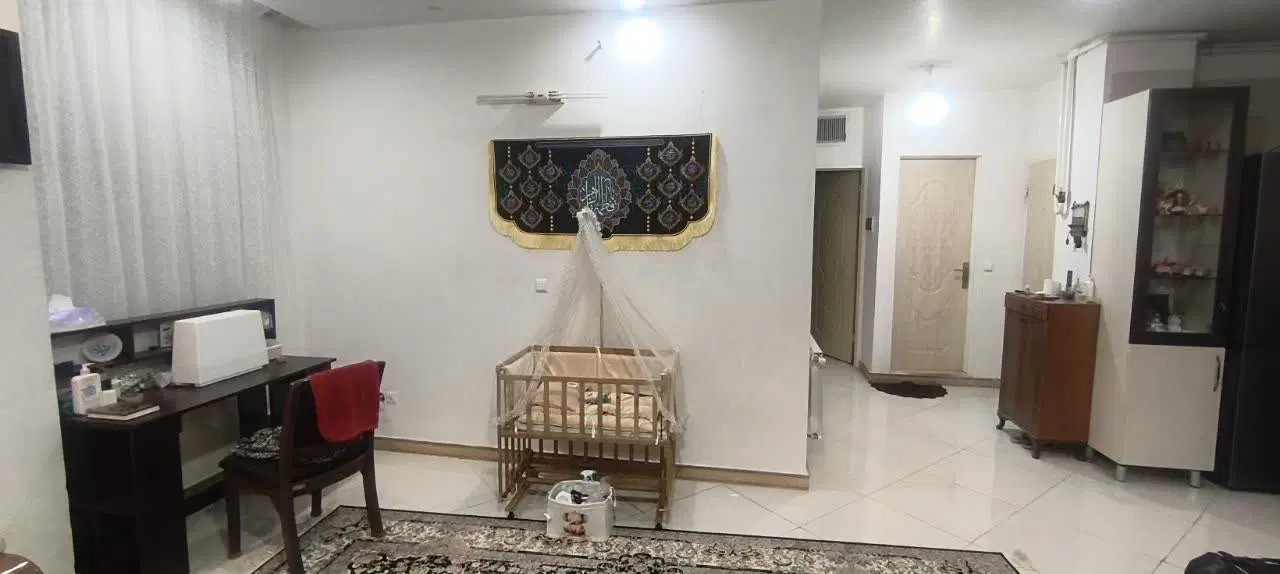 گاوخانه ۱۲۰متری دوخوابه