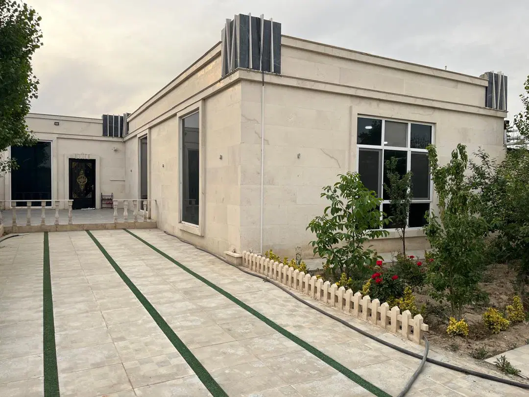 فروش ویلا باغ استخردار  ماهدشت