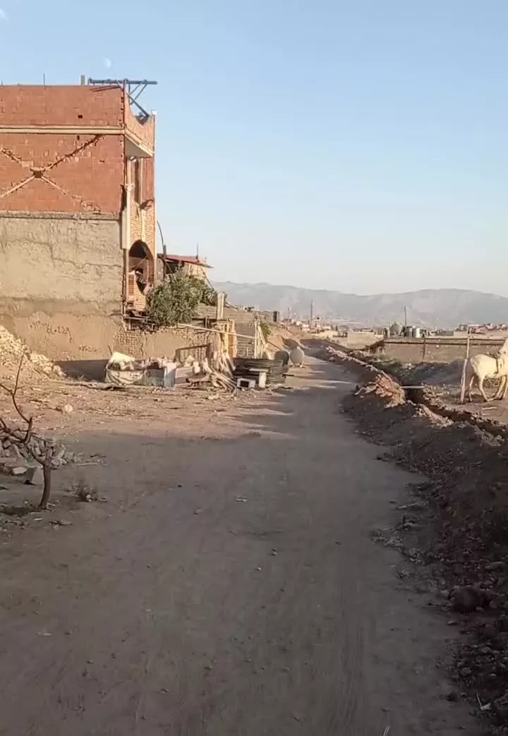 زمین.فروشی