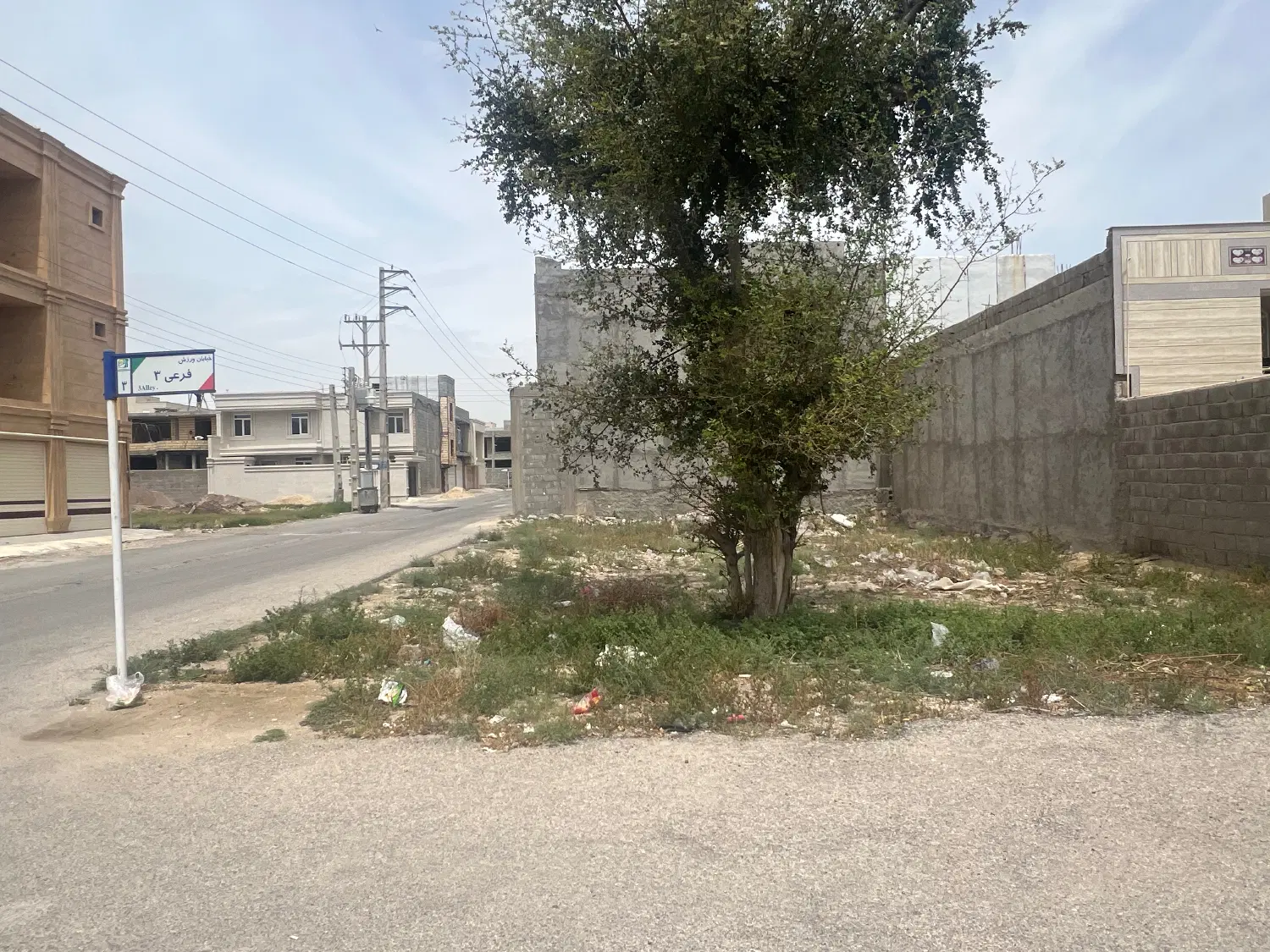 زمین دو نبش شهرک فرهنگیان