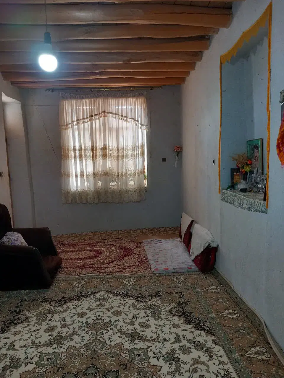 یک واحد خونه کلنگی با ۳۵۰ متر زمین بفروش میرسد