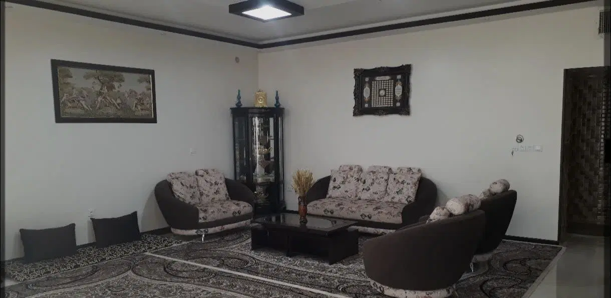 مستاجر