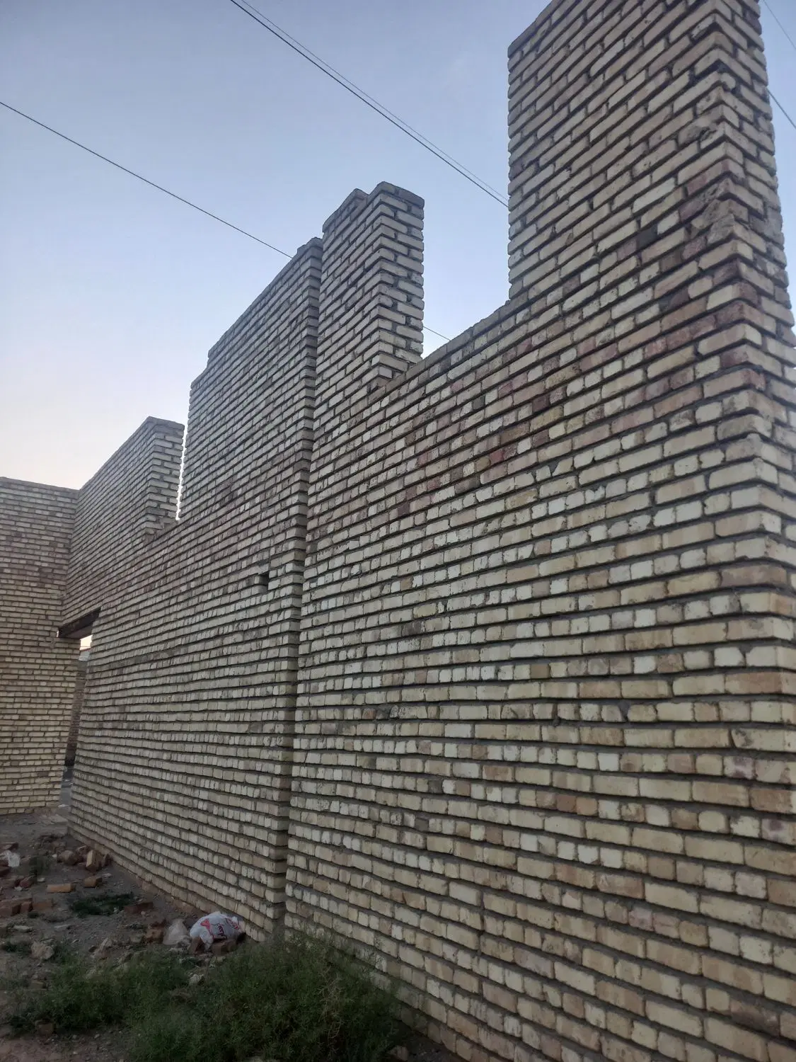 زمین ۱۷۹ متری ب ۱۴ متری