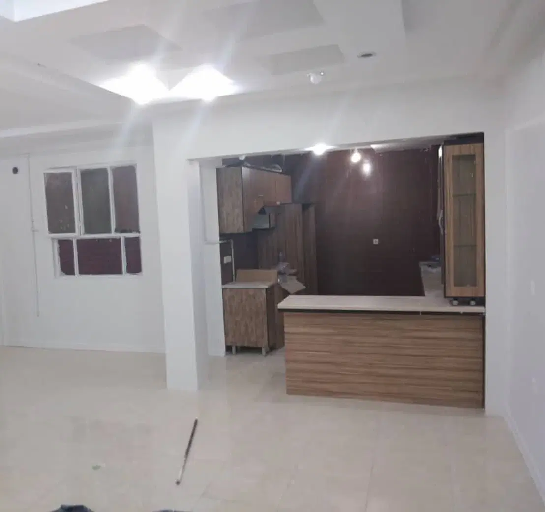 75متری طبقه دوم در اقبال