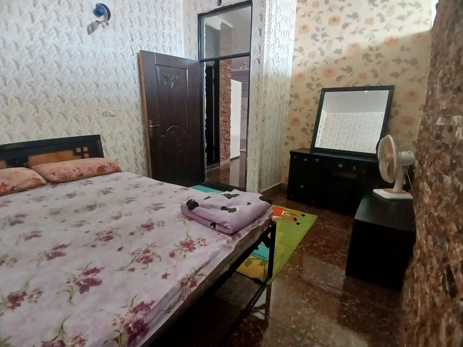 منزل دو خواب نوساز حاشیه زاینده رود