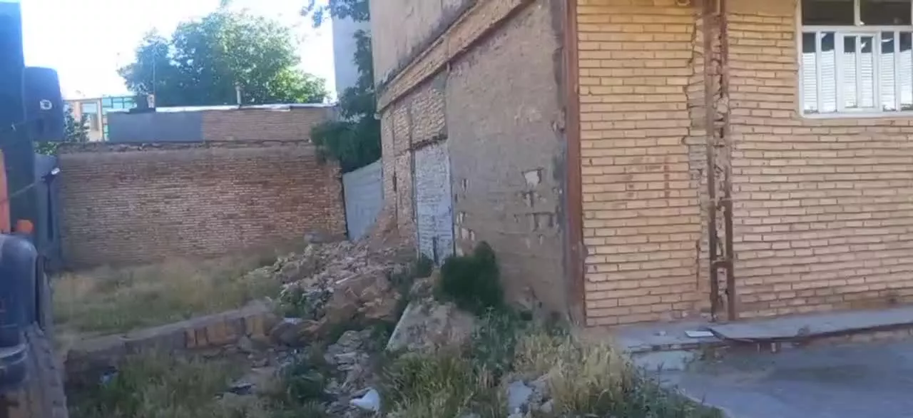 فروش فوری زمین مسکونی. قابل تفکیک ۲ پلاک