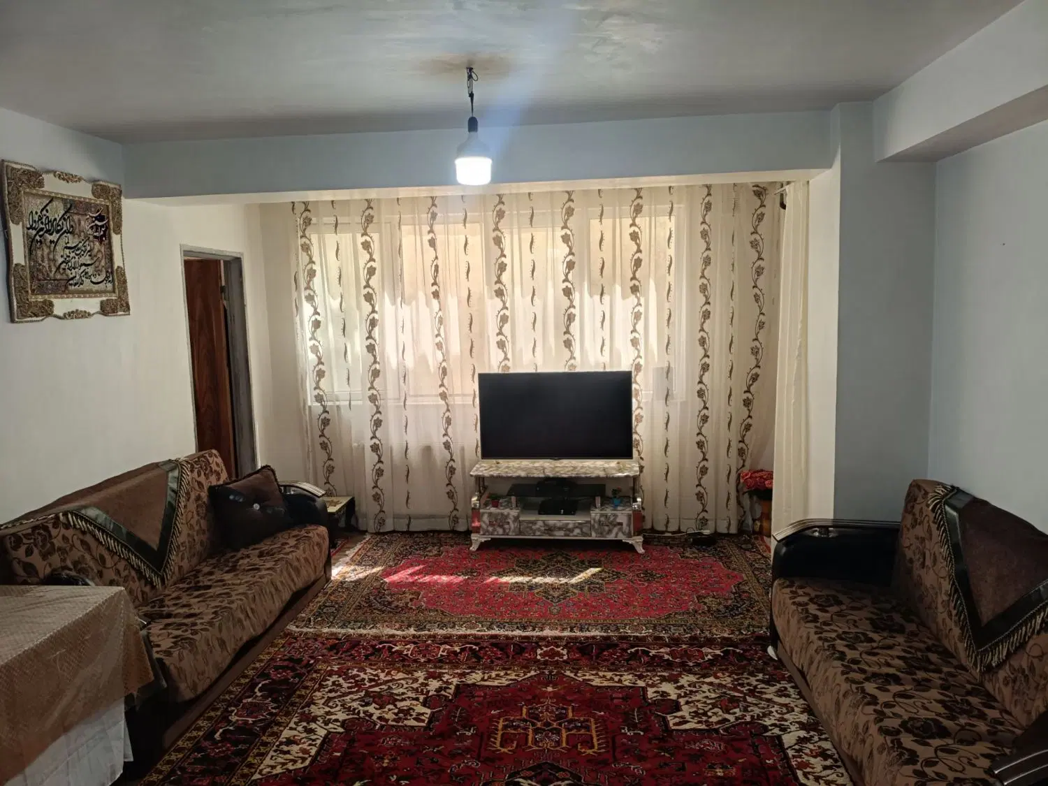 آپارتمان در چهارراه حجتی 75 متری