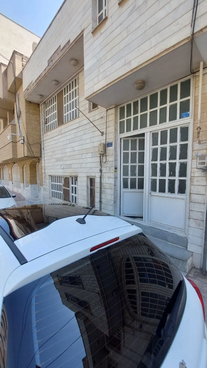 منزل ویلایی زیرزمین یک خوابه
