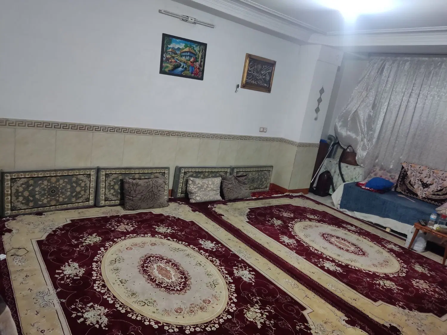 67 متر ساختمان آرام در صالحیه