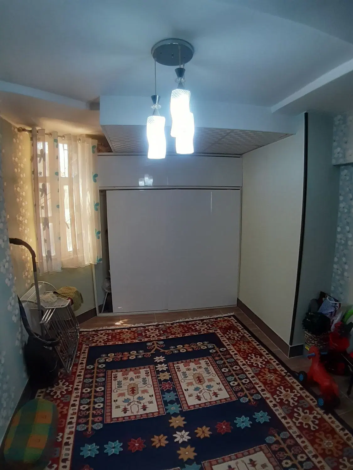 زرقان،شهریار،واحد آپارتمانی متراژ بزرگ