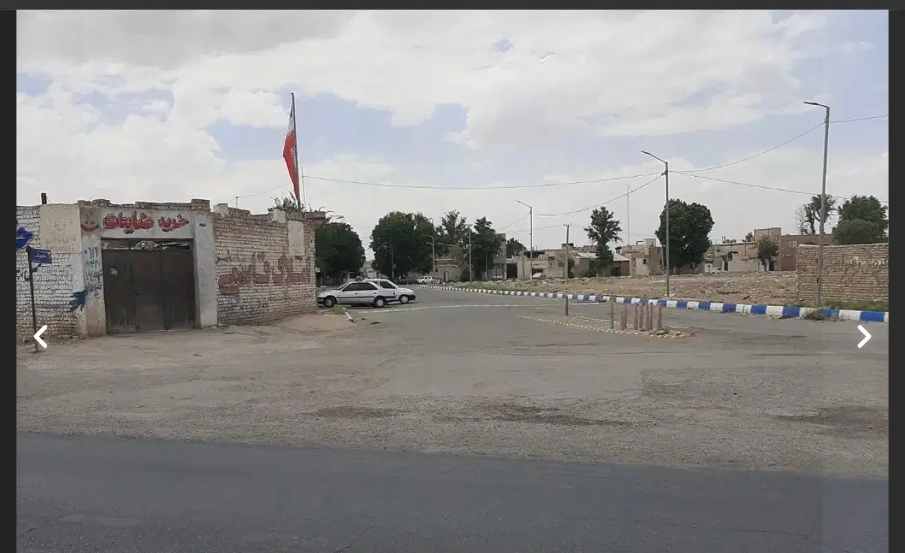 زمین ۲۰ متری بافت احمداباد
