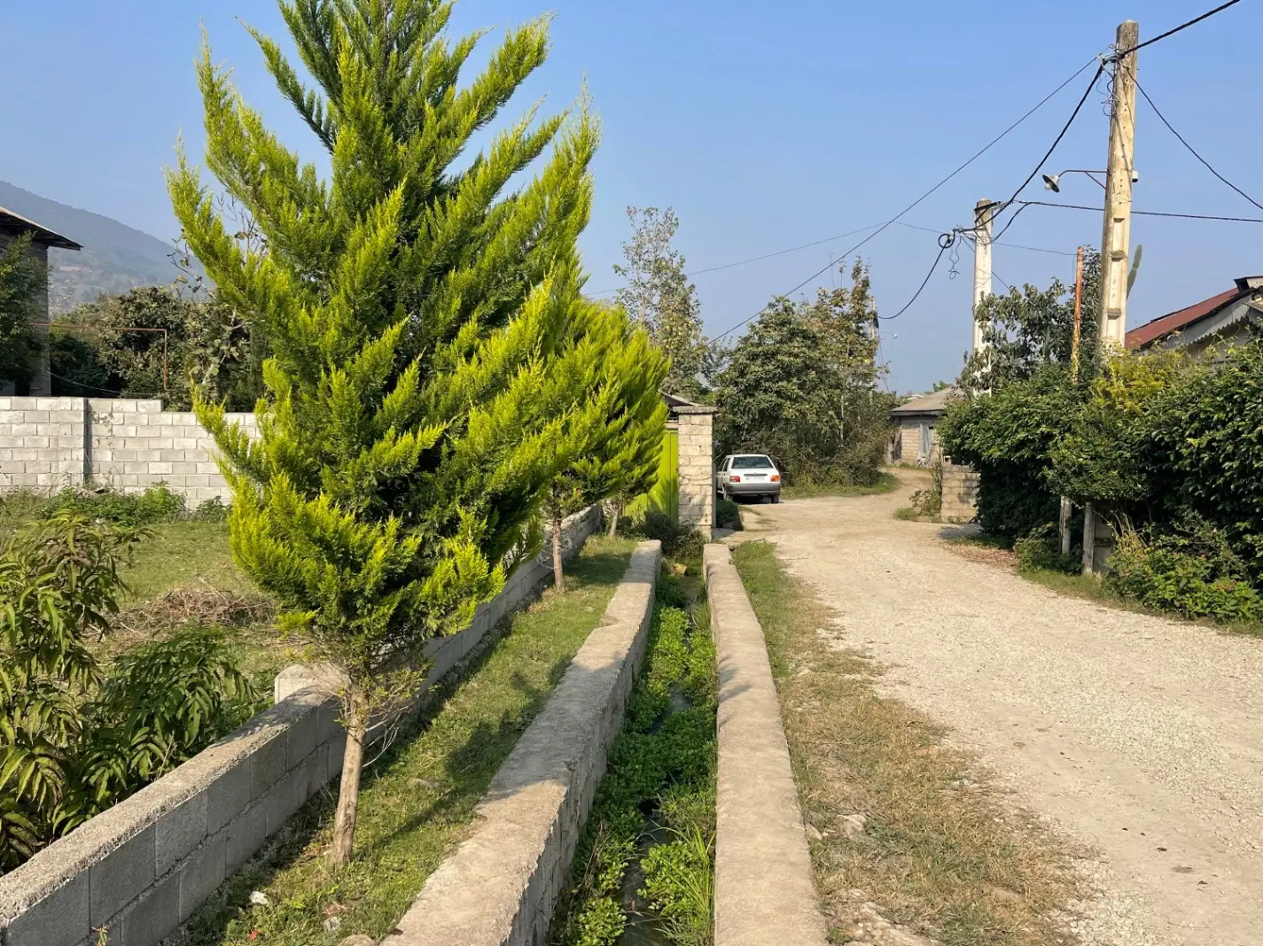 زمین در قطعات۲۵۰ ،۲۰۲ متری باپروانه ساخت‌در کارکو