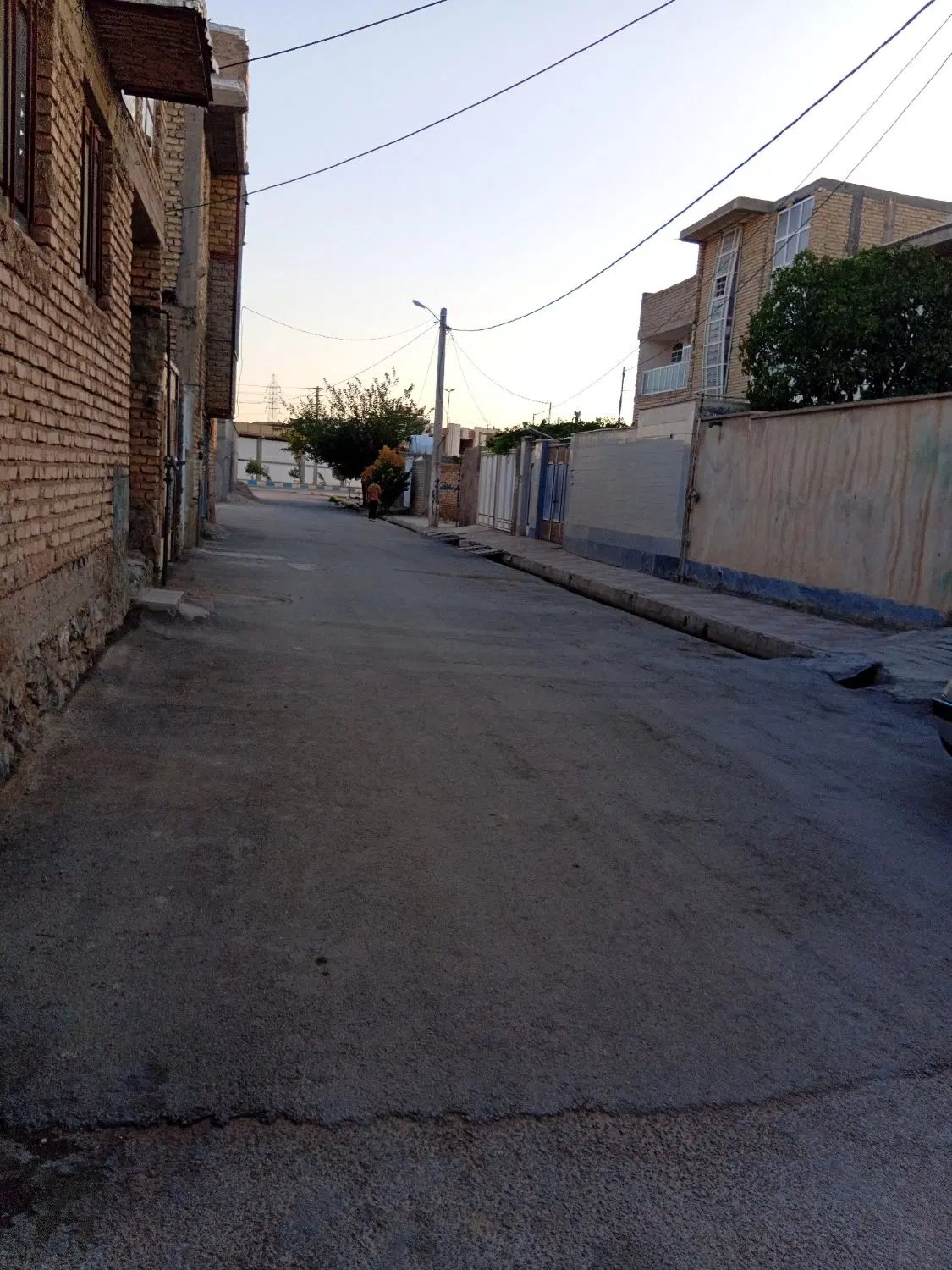 رهن کامل یااجاره منزل درب حیاط