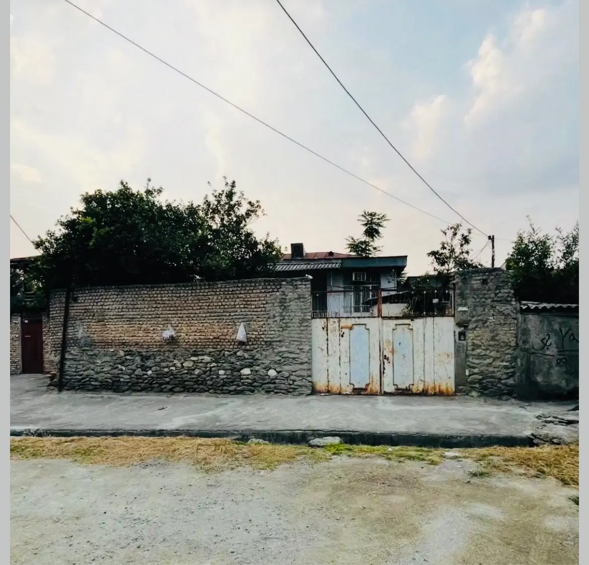 خانه ویلایی ۲۵۰ متری خ جنگل ۱۸ متری زاهد بوستان۳