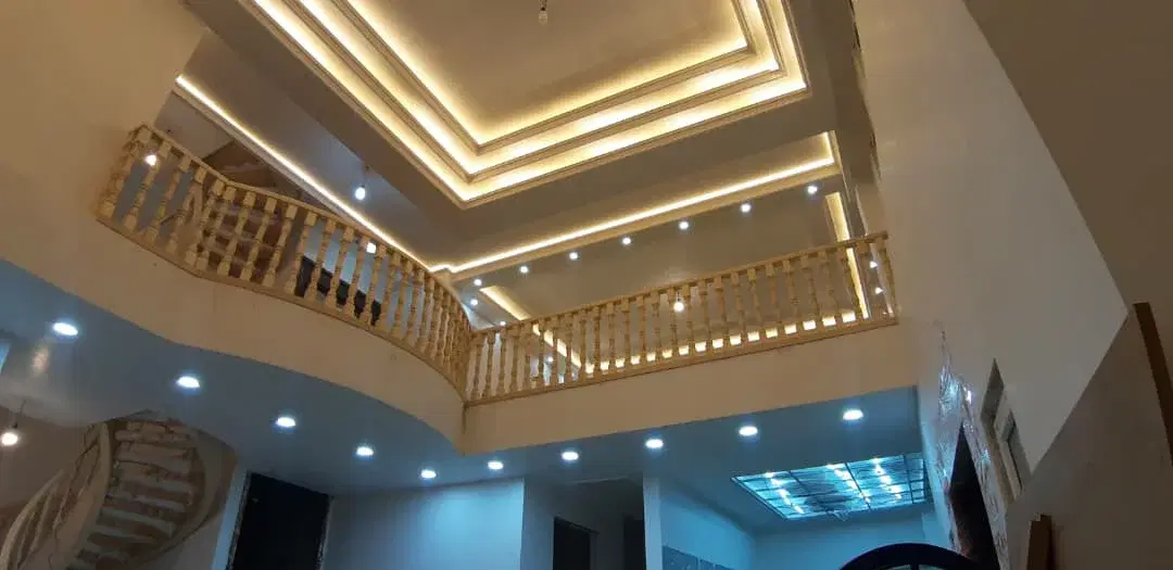 مغازه در پاساژ فلکه اول گوهردشت