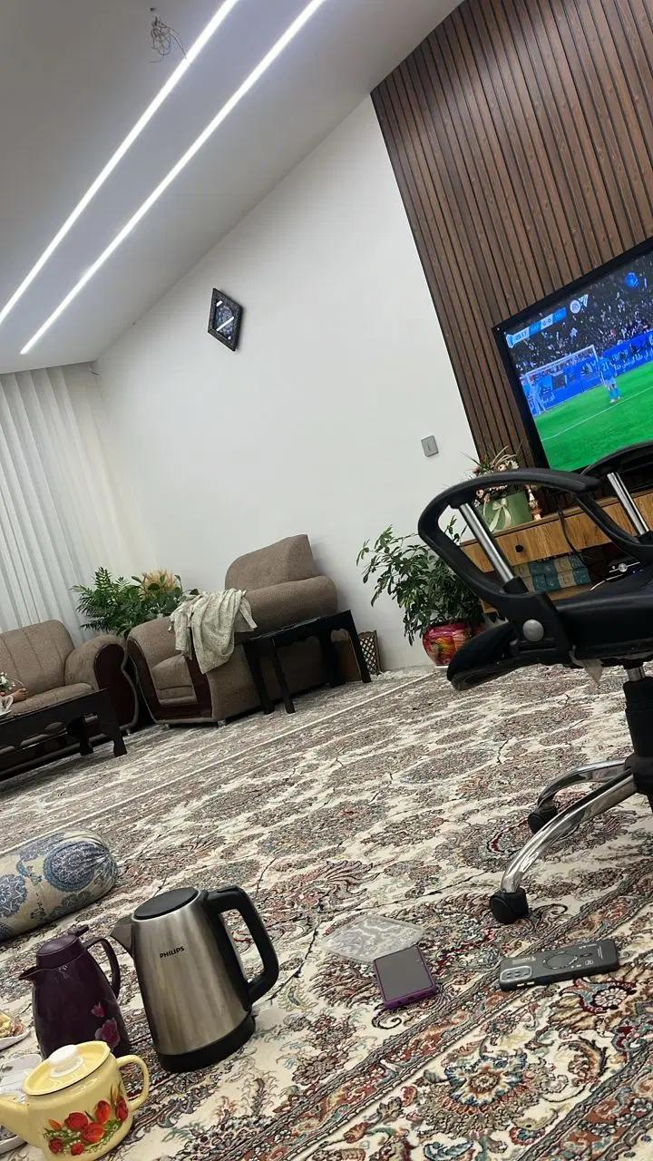 هم خانه خانوم