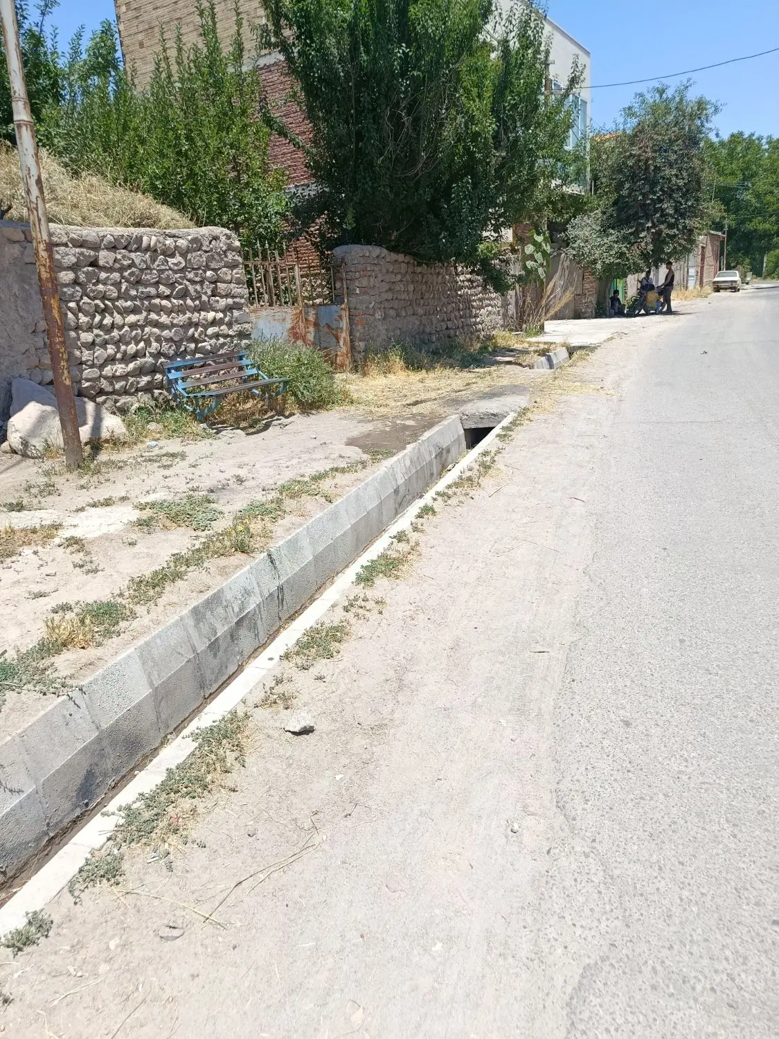 ۱۶ من باغ بر خیابان