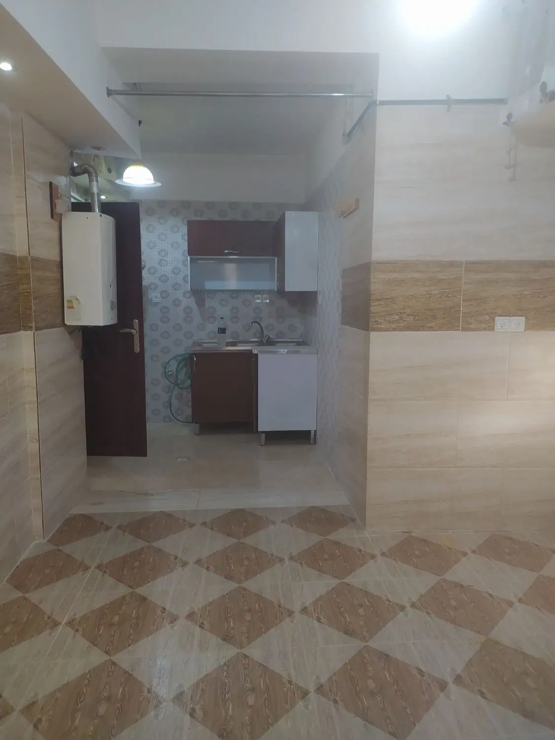 رهن و اجاره سویت 30متری بدون خواب