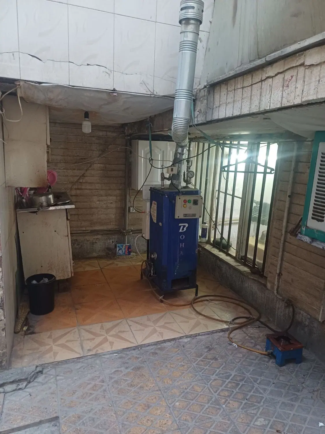 اجاره مناسب کارگاه و مشاغل راه جدا